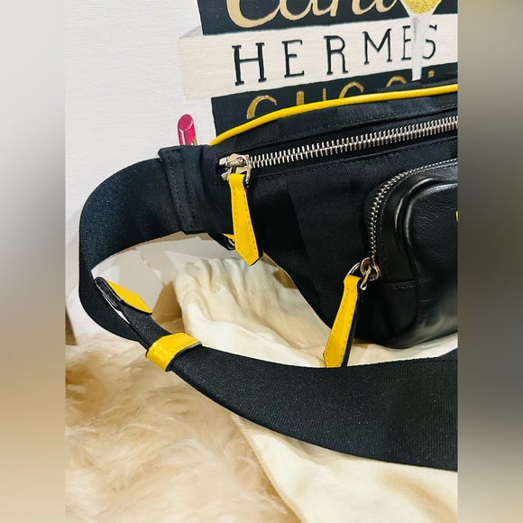 ๐ฅ FENDI BELTBAG BUMBAG CROSSBODY BAG w/ Dust Bag Size W 11โ X H 5.5โ - Picture 10 of 17